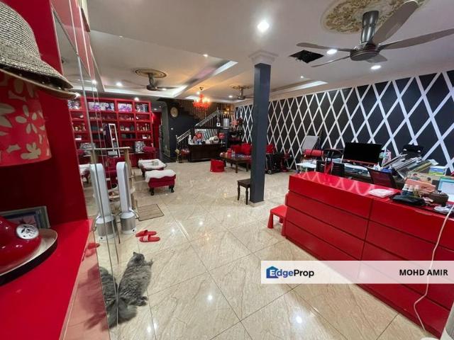 House for sale in Bandar Tun Razak, Kuala Lumpur