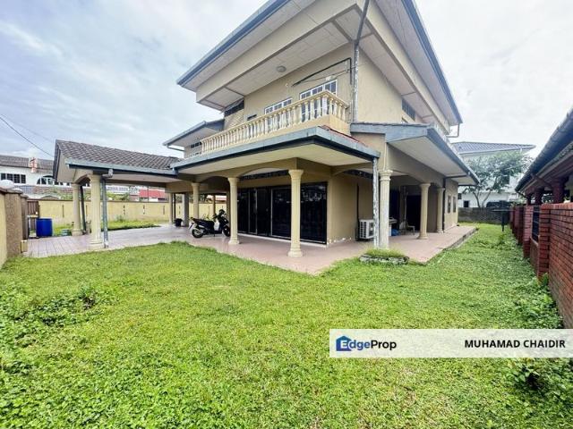 House for sale in Country Heights Damansara, Kuala Lumpur