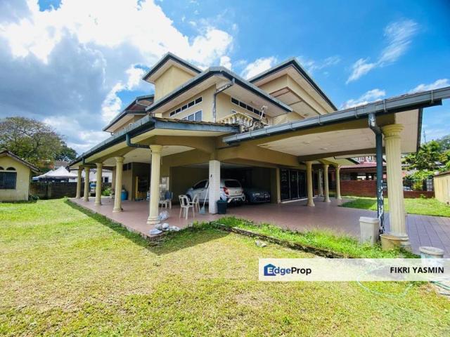 House for sale in Country Heights Damansara, Kuala Lumpur