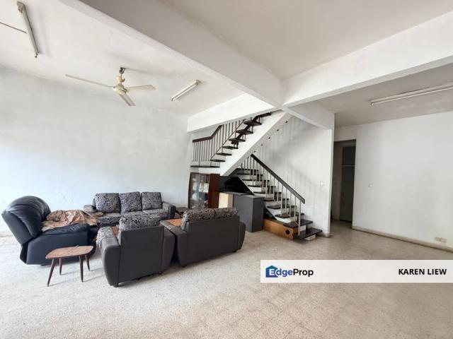 House for sale in Country Heights Damansara, Kuala Lumpur