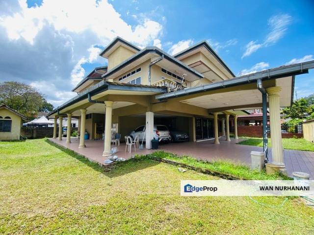 House for sale in Country Heights Damansara, Kuala Lumpur