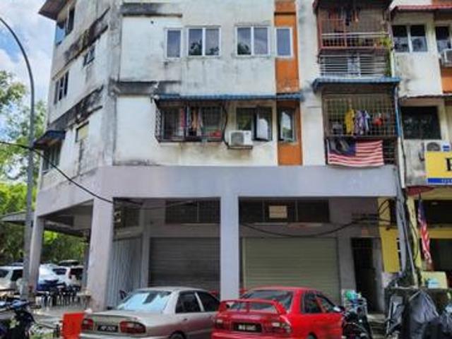 Apartment for sale in Langat, Selangor