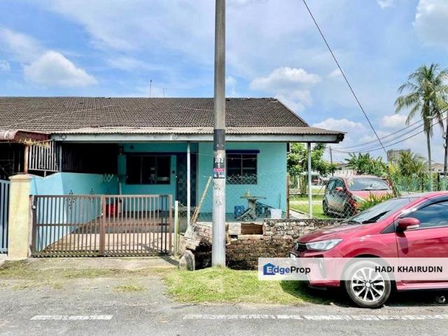 House for sale in Taman Mumi, Ulu Tiram