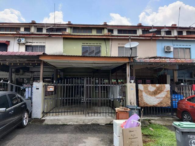 Terraced House for sale in Kluang