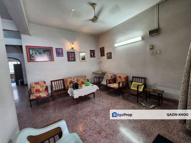 House for sale in Taman Musim Bunga, Majlis Bandaraya Ipoh