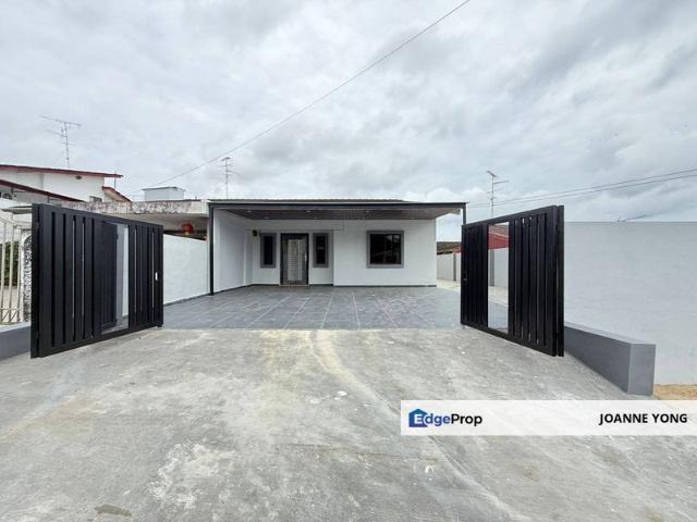 House for sale in Ulu Tiram, Johor