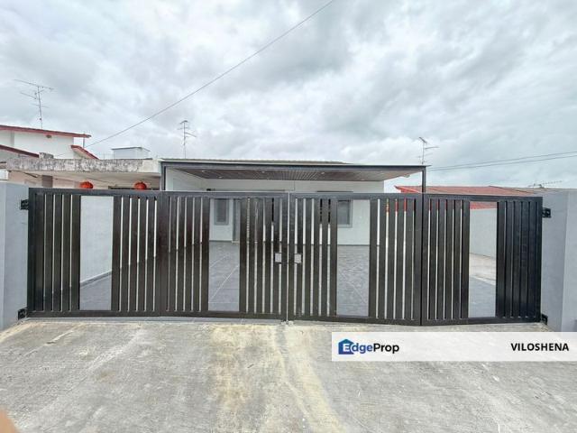House for sale in Ulu Tiram, Johor