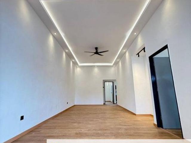 House for sale in Ulu Tiram, Johor