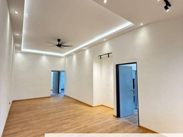 House for sale in Ulu Tiram, Johor
