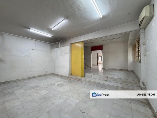 House for sale in Country Heights Damansara, Kuala Lumpur