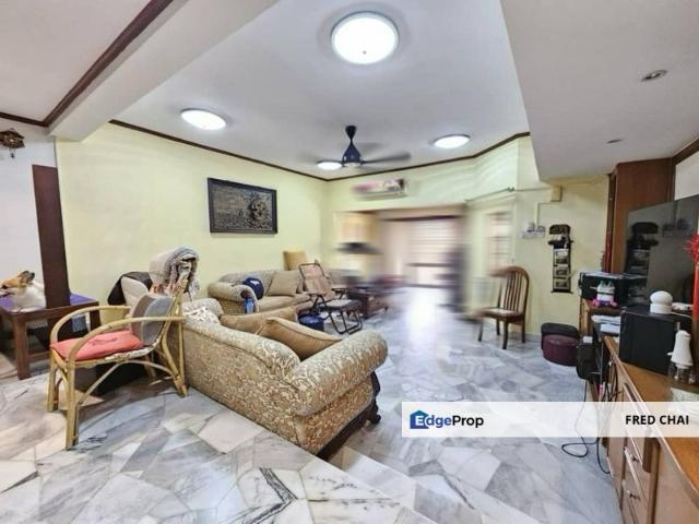 House for sale in Country Heights Damansara, Kuala Lumpur