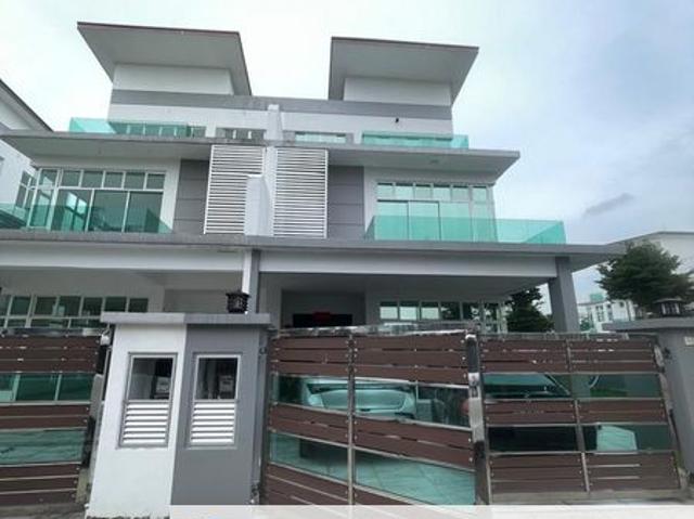 House for sale in Bukit Ledang, Johor