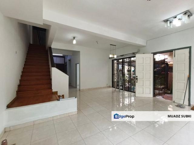 House for sale in Petaling, Subang Jaya