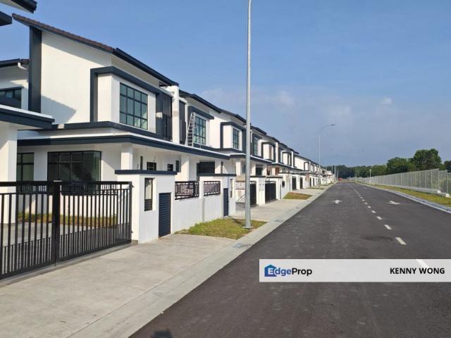 House for rent in Pulai, Bukit Ledang