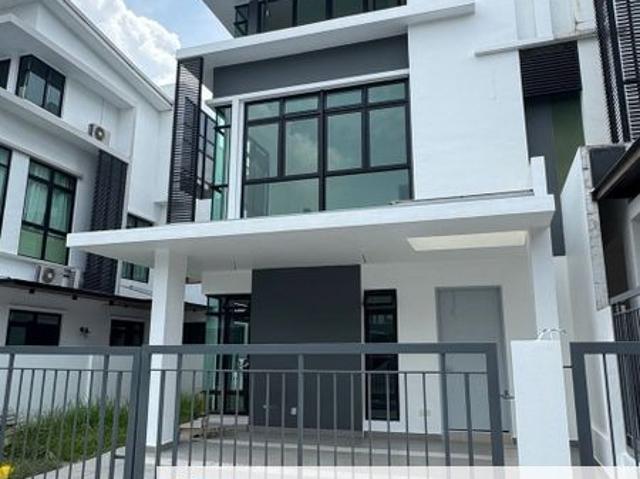 House for sale in Bukit Ledang, Johor