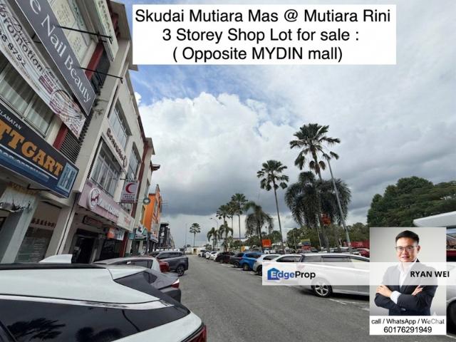 Shop for sale in Bukit Ledang, Johor