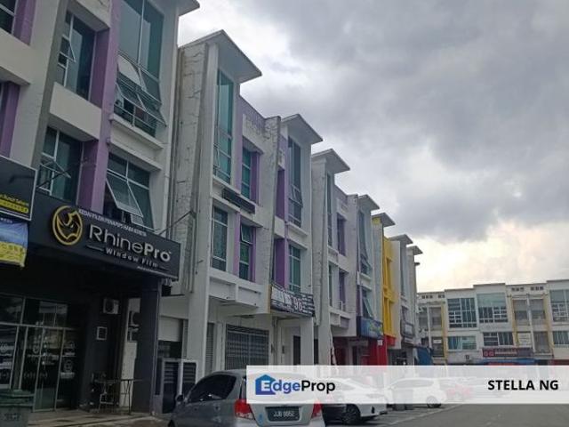 Shop for sale in Bukit Ledang, Johor