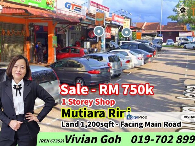 Shop for sale in Bukit Ledang, Johor