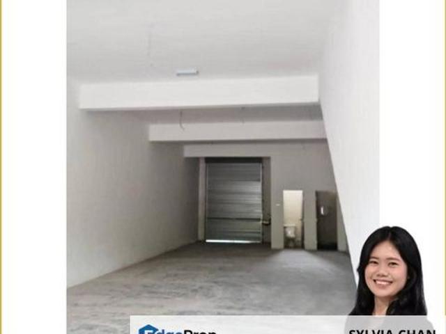 Shop for rent in Bukit Ledang, Johor