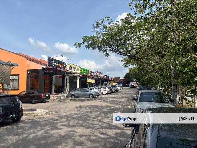 Shop for sale in Bukit Ledang, Johor