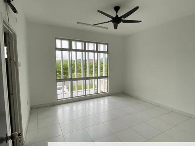 House for sale in Lima Kedai, Iskandar Puteri