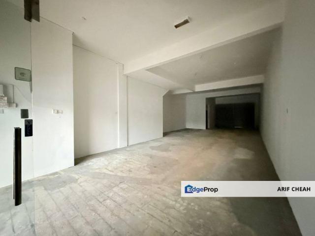 Shop for rent in Bukit Ledang, Johor