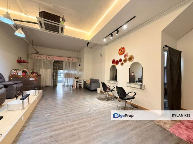 Shop for rent in Bukit Ledang, Johor