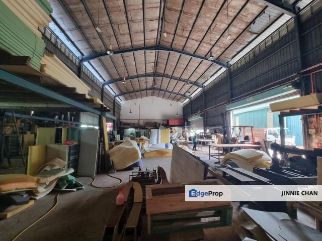 Warehouse for rent in Petaling, Subang Jaya