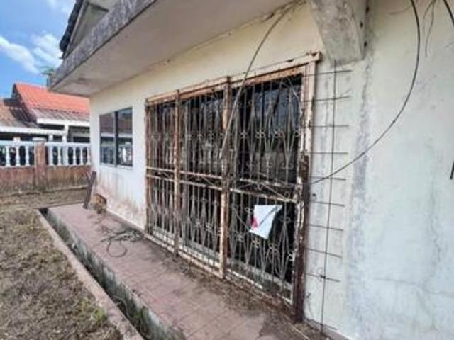 Bungalow for sale in Ulu Tiram, Johor