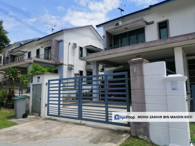 House for sale in Malaka