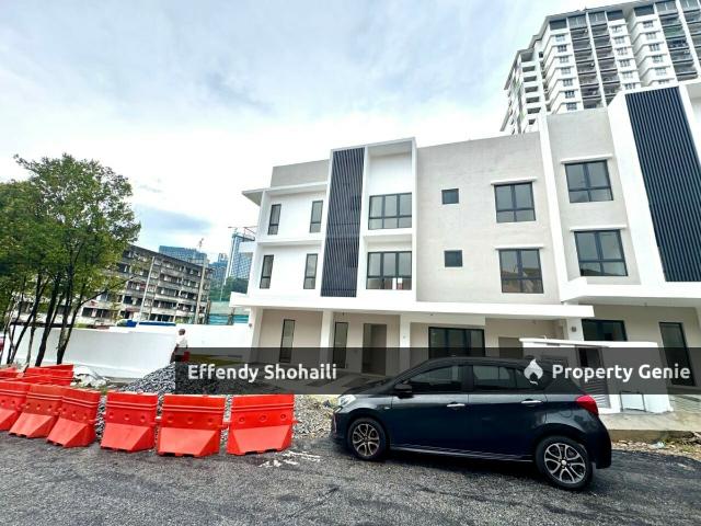 Terraced House for sale in Country Heights Damansara, Kuala Lumpur