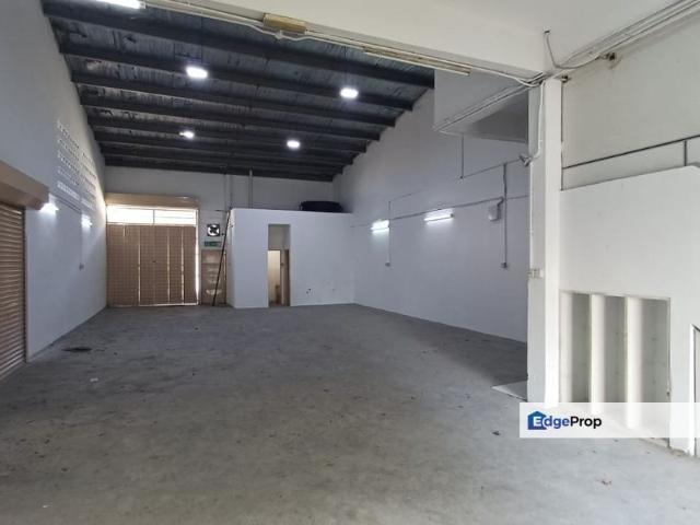 Warehouse for rent in Wellesley, Penang