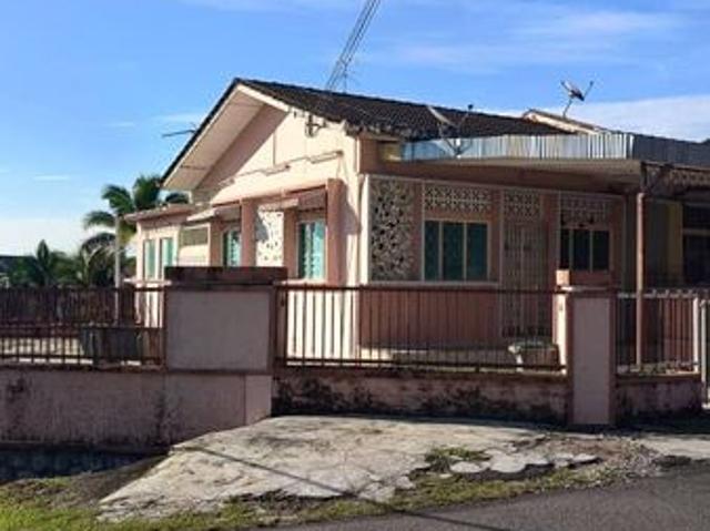House for sale in Sendayan Village, Negeri Sembilan