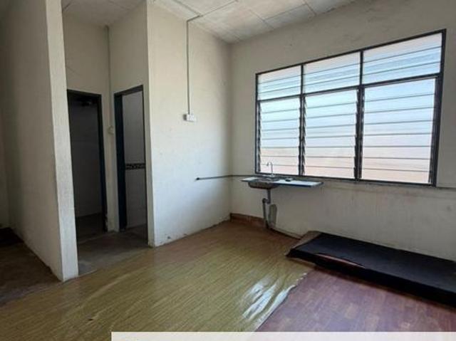 Shop for rent in Wellesley, Penang