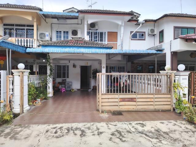 Terraced House for sale in Kluang
