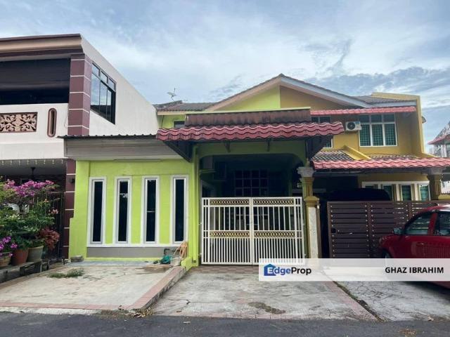 House for sale in Malaka