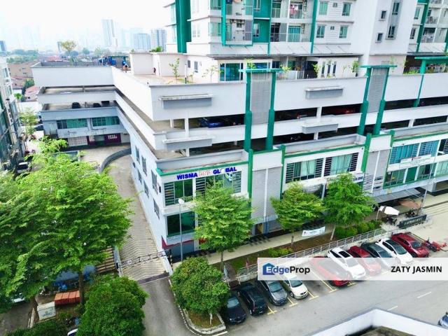 Shop for sale in Langat, Selangor