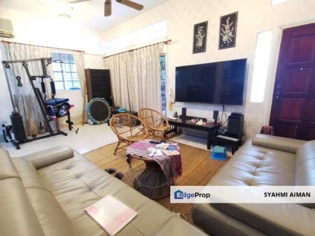 House for sale in Langat, Selangor