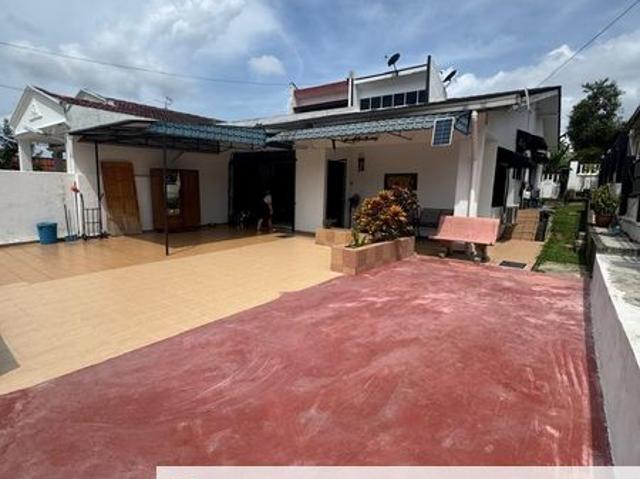 House for sale in Kampung Nong Chik, Johor Bahru
