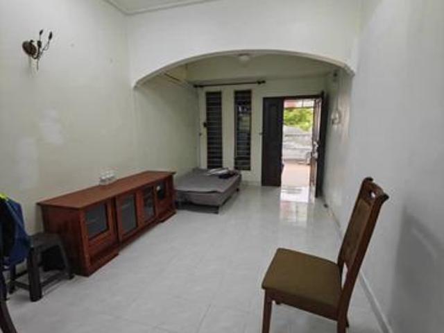 Bungalow for rent in Johore Bahru, Johor