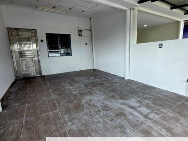 House for sale in Ulu Tiram, Johor