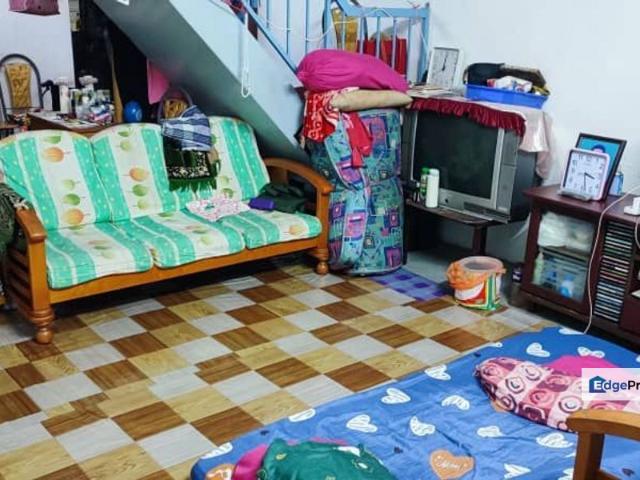 House for sale in Ulu Tiram, Johor