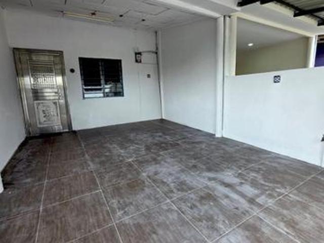 Terraced House for sale in Ulu Tiram, Johor