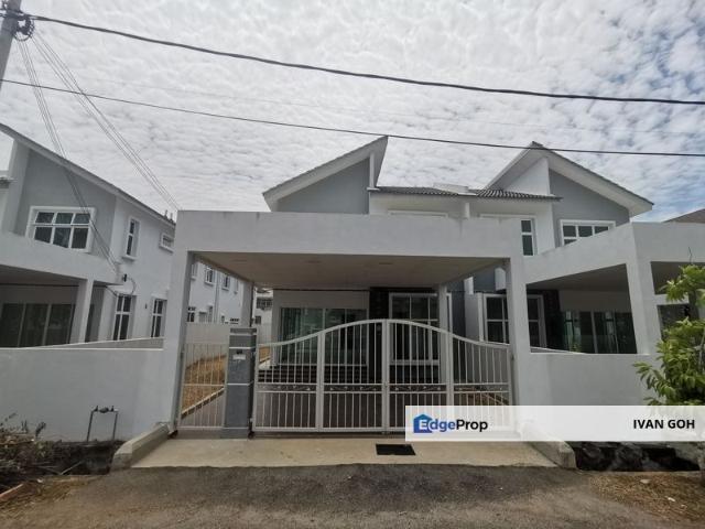 House for sale in Durian Tunggal, Malaka