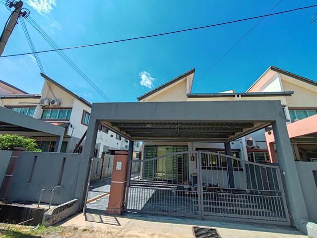 Residential House for sale in Durian Tunggal, Malaka