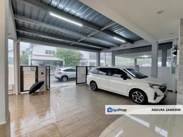 House for sale in Malaka