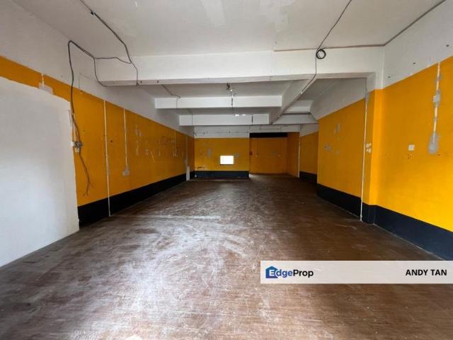 Shop for rent in Bukit Ledang, Johor
