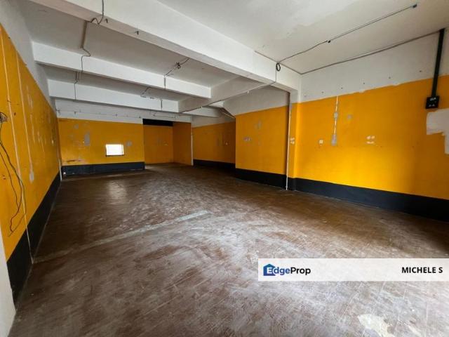 Shop for rent in Bukit Ledang, Johor