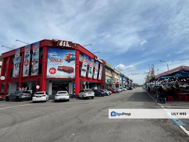Shop for rent in Bukit Ledang, Johor