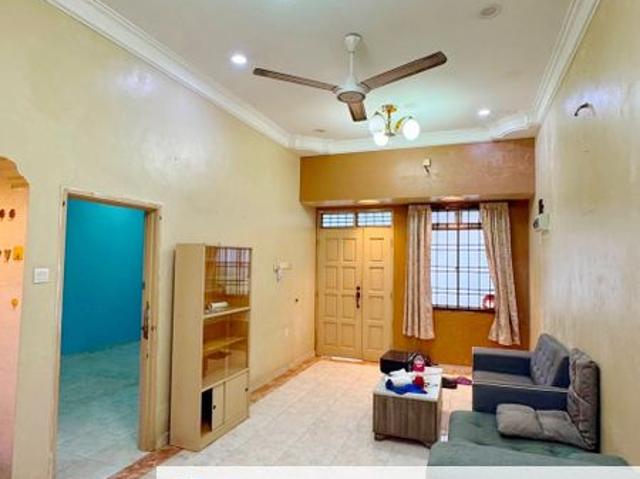 House for sale in Bandar Uda Utama, Iskandar Puteri